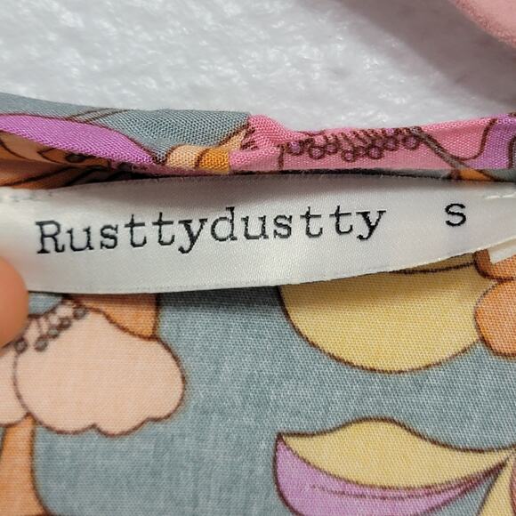 Beach Cover - Picture 3 of 9